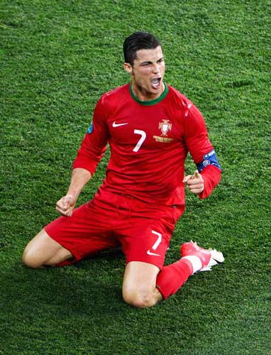 加内特重返森林狼，经典球衣再现江湖（加内特回归森林狼，传奇战袍再度亮相）