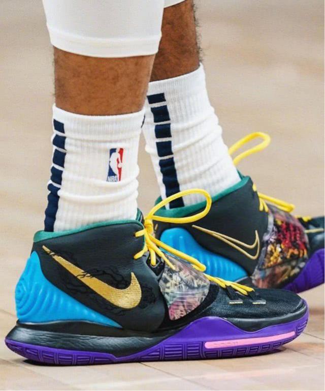 德甲身价下跌榜：凯恩、穆夏拉各降1000万（德甲球员身价缩水榜：凯恩、穆夏拉双双下调1000万）