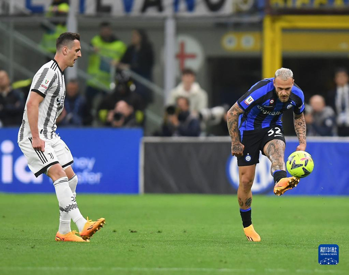 皇家贝蒂斯球星奉献令人难以置信的欧联杯进球（皇家贝蒂斯球星欧联杯献上不可思议世界波）