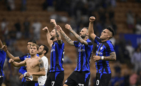 在今年新发布的中足联纪律道德准则里，“歧视”（包...（中足联新版纪律道德准则将“歧视”行为纳入规范）