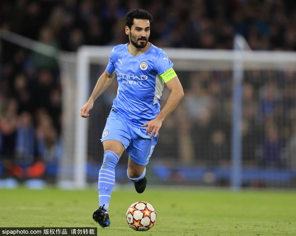 塞韦里奥：我对妈报喜说要去踢顶级联赛，但坏消息是在乌克兰（塞韦里奥：告诉母亲将踢顶级联赛，遗憾的是在乌克兰）