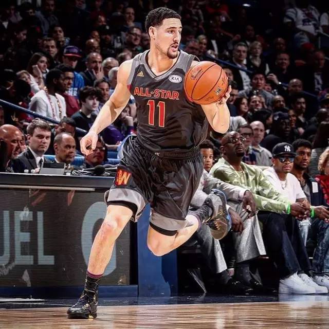 不该拿顶薪？富保罗：里夫斯可以留湖人 只要合同不是太离谱就行（富保罗：里夫斯可续留湖人，但无需离谱顶薪）