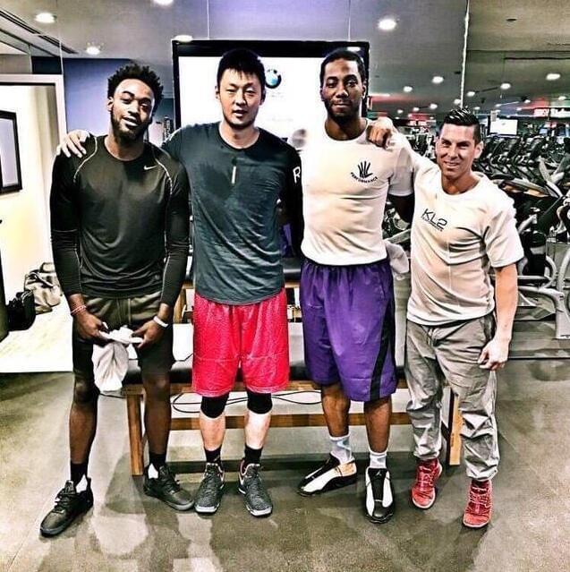 老当益壮，奥巴梅扬实现职业生涯400球里程碑（宝刀未老，奥巴梅扬职业生涯进球数突破400大关）