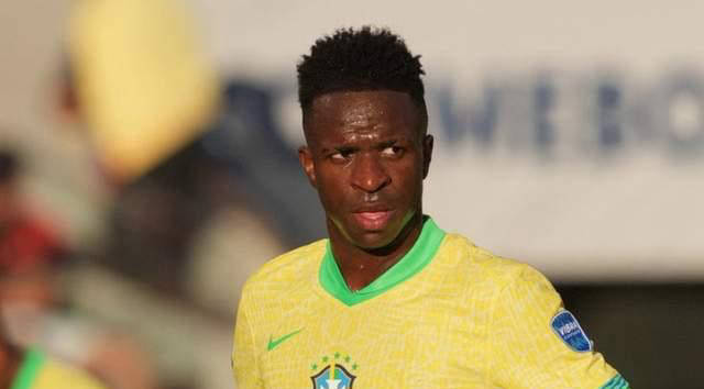 长江后浪推前浪！今日C罗两个纪录遭哈兰德姆巴佩赶超（新生代崛起！哈兰德、姆巴佩今日双双超越C罗两项纪录）