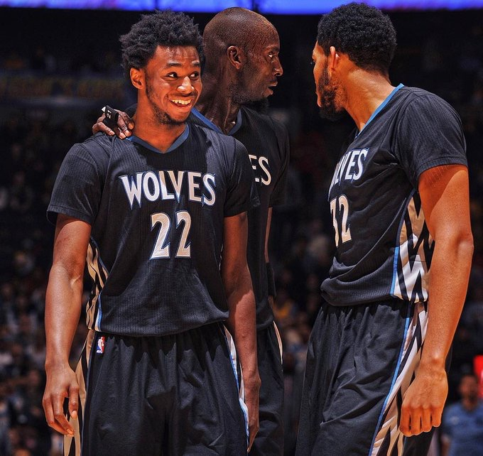 顽强！切尔西队史第四次英超作客半场两球落后仍保持不败（韧性十足！切尔西英超客场半场落后两球仍不败，队史第4次）