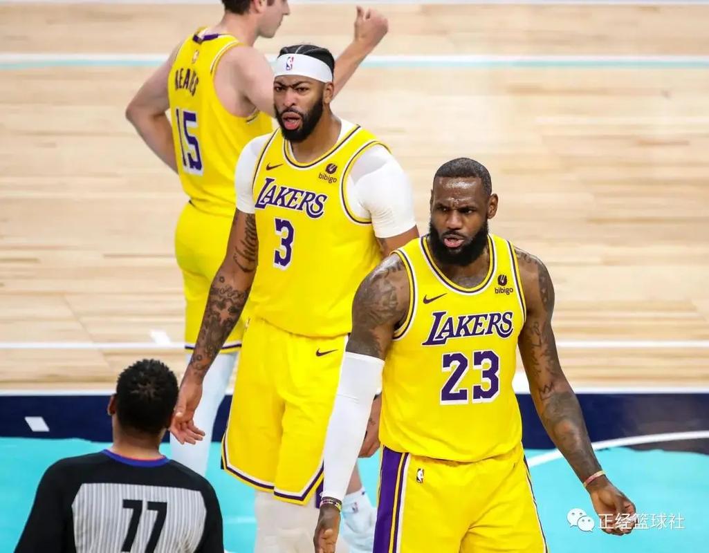 图片报：特狮和菲尔克鲁格冬窗可能转会以获得参加世界杯机会（图片报：特尔施特根与菲尔克鲁格考虑冬窗离队，争取世界杯入选机会）