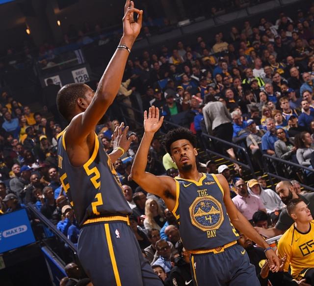 官方：斯坦科维奇从莫斯科斯巴达下课；事前曾用三种语言攻击记者（官方宣布：斯坦科维奇被解任莫斯科斯巴达主帅，此前曾以三种语言怒怼记者）