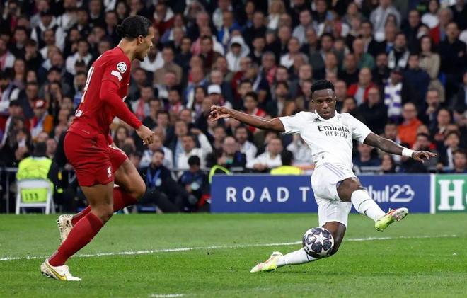 流量门面！美媒公布球星社媒浏览量前十：字母垫底，湖人三人上榜（流量榜出炉！美媒发布球星社媒浏览量TOP10：字母哥垫底，湖人三将上榜）