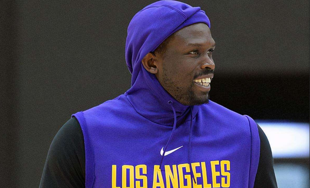 拉波尔特：亚马尔不该想太多；我想保持高水平参加明年世界杯（拉波尔特：亚马尔无需过度思考；我力争维持高水准征战明年世界杯）