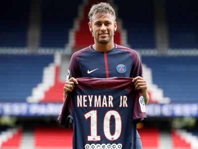 马竞2025年进112球，创西蒙尼执教球队14年来自然年进球数纪录（马竞2025年轰入112球，刷新西蒙尼执教14年来自然年进球纪录）