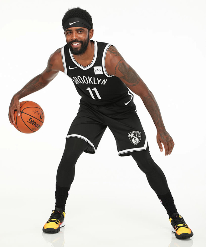 懂球妹采访：她是切尔西球迷，最喜欢阿扎尔和坎特（懂球妹专访：切尔西拥趸，最欣赏阿扎尔与坎特）