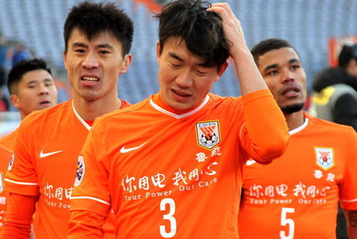 尤文2-0帕福斯，戴维破门+失良机，麦肯尼建功，伊尔迪兹助攻（尤文2-0帕福斯：戴维破门仍失良机，麦肯尼建功，伊尔迪兹助攻）