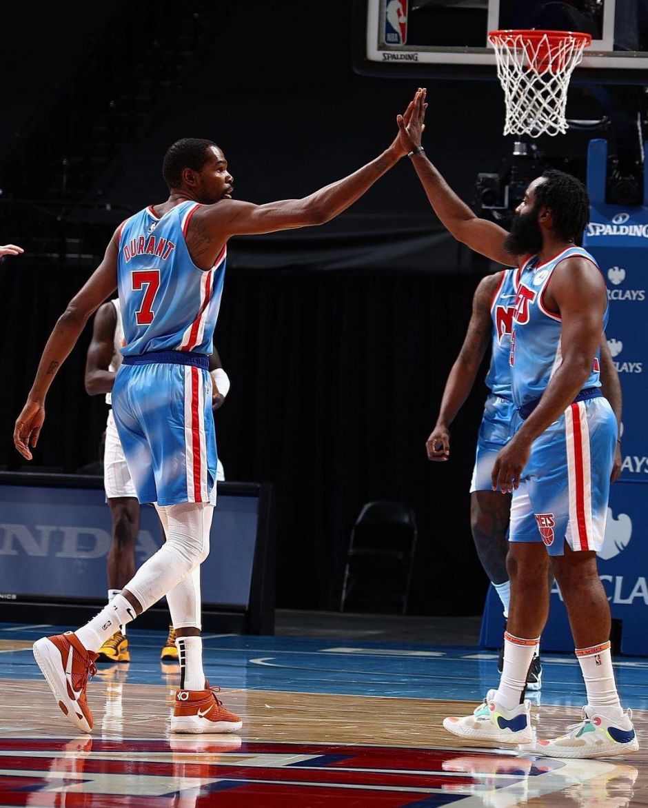 海外法国球员欧冠之夜：谢尔基、卡卢卢和扎格表现出色（欧冠之夜法国海外军团：谢尔基、卡卢卢、扎格齐放异彩）