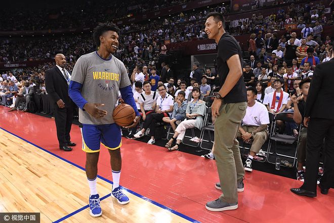 穆帅：那不勒斯伤病多？别逗我笑了，我们的伤缺才让我发愁（穆里尼奥：那不勒斯伤病多？别闹了，真正让我头疼的是我们这边的伤停）