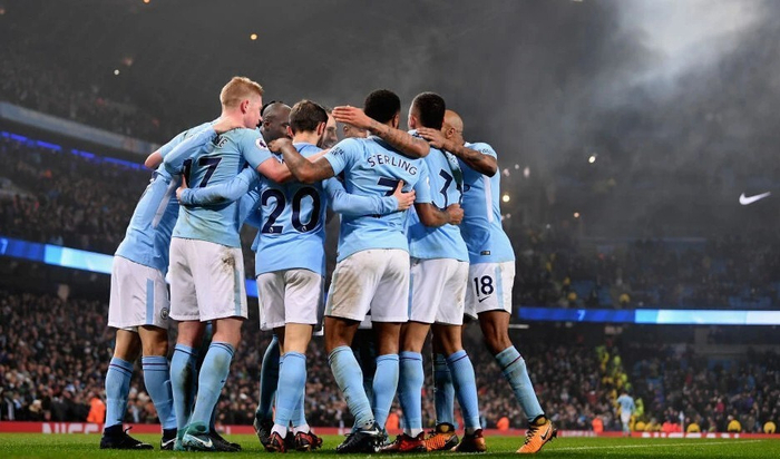 意天空：罗马已就齐尔克泽与曼联谈判，双方每天都在进行对话（意天空：罗马与曼联就齐尔克泽展开谈判，双方保持每日沟通）