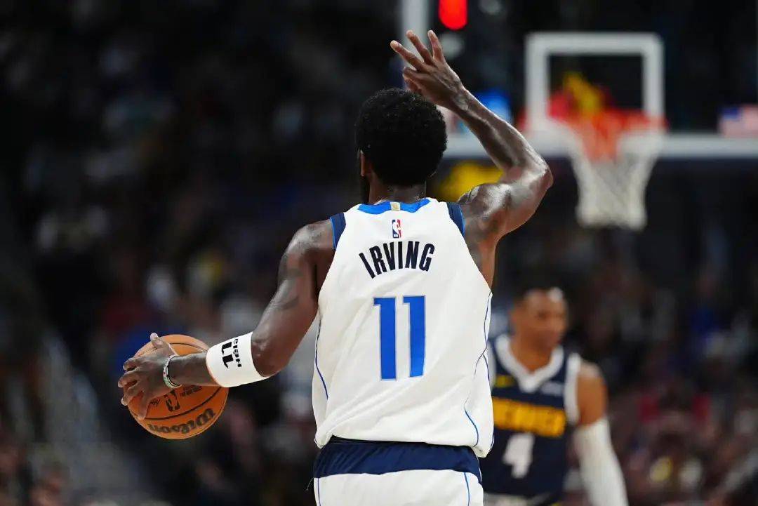 寒冰射手！萨格斯半场9中0仅得2分，邓罗7中1（手感冰凉！萨格斯半场9投全失仅2分，邓罗7投仅1中）